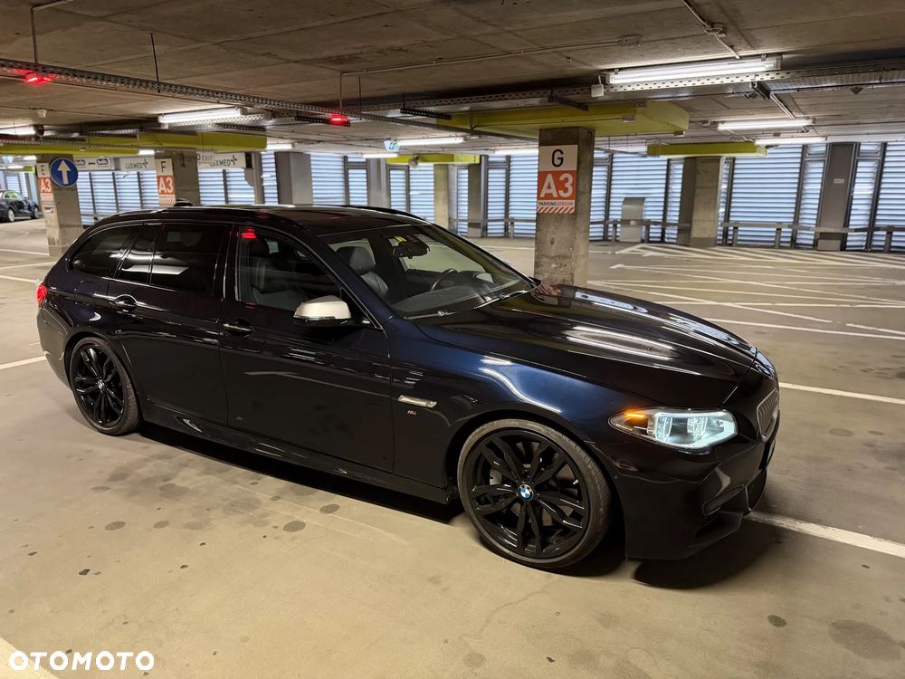 BMW Seria 5 M550d xDrive - 9