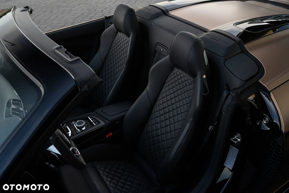 Audi R8 Coupé V10 RWD Performance - 10