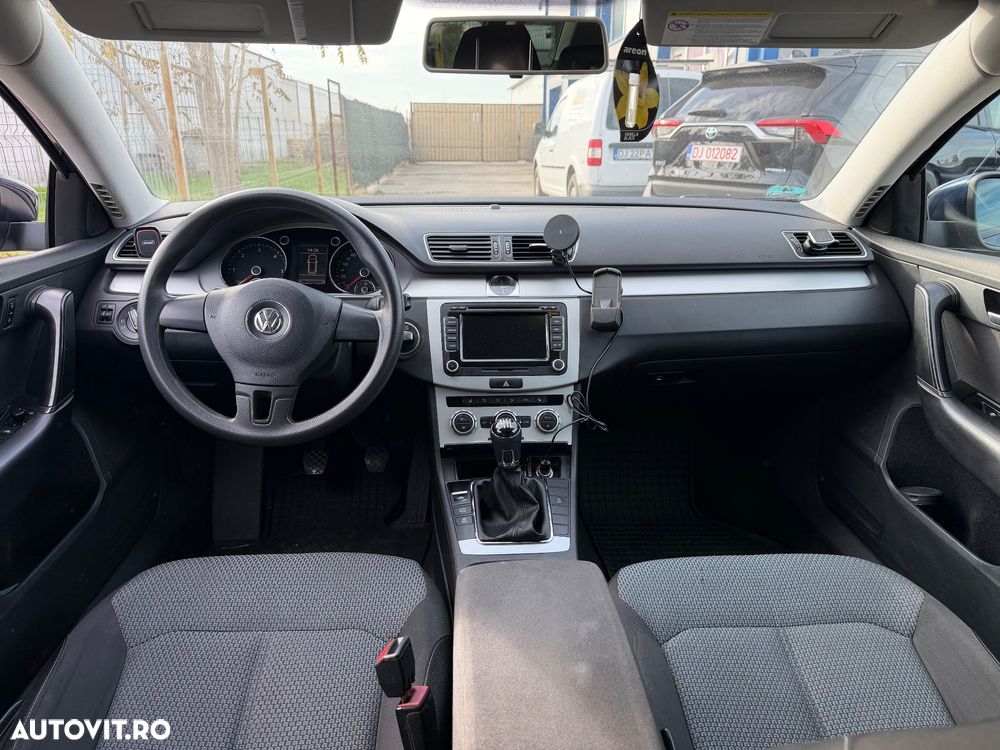 Volkswagen Passat - 6