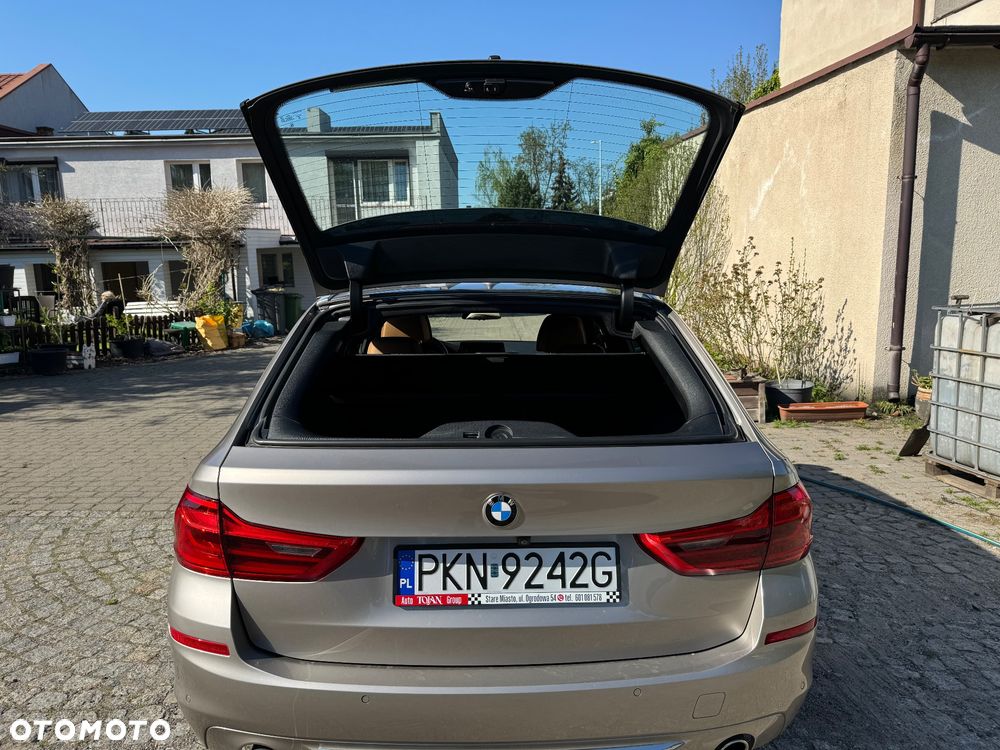BMW Seria 5 530i GPF Luxury Line - 31
