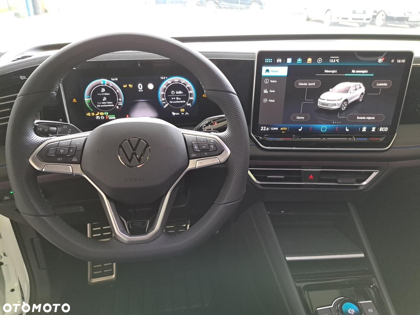 Volkswagen Tiguan - 14