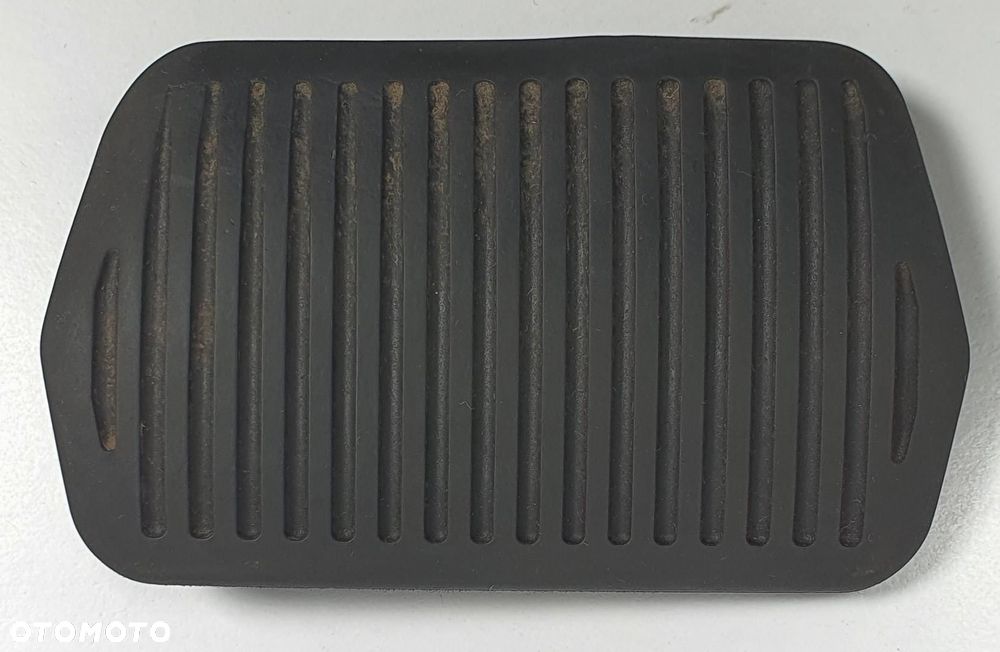 GUMA NAKŁADKA NA PEDAŁ VOLVO V50 3M51-2457-B - 1