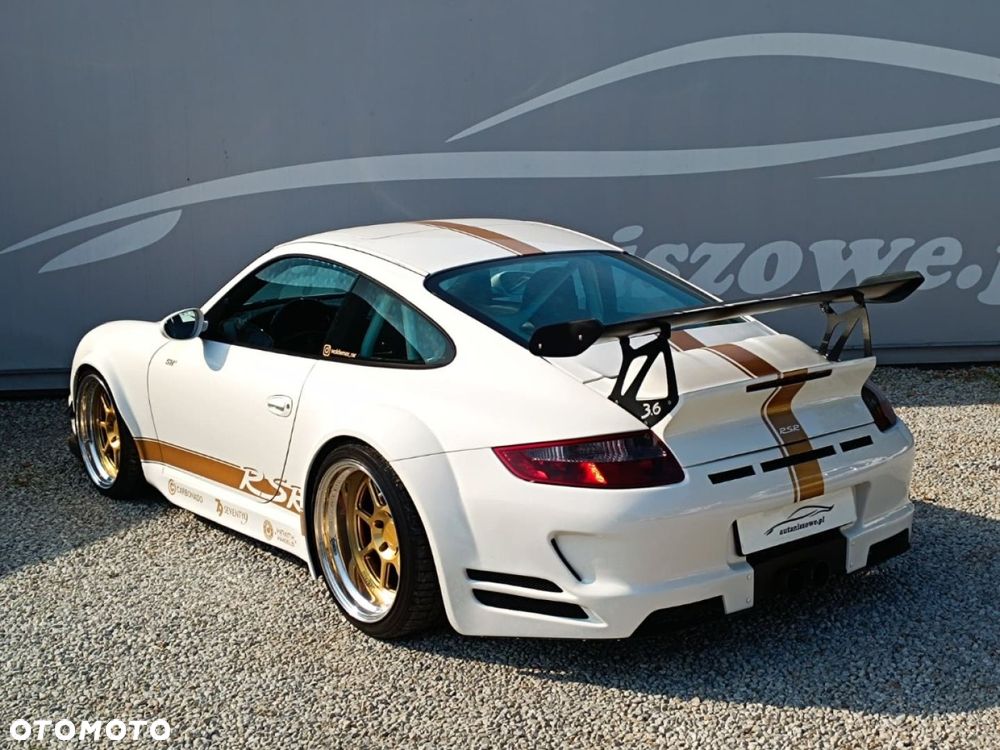 Porsche 911 - 16