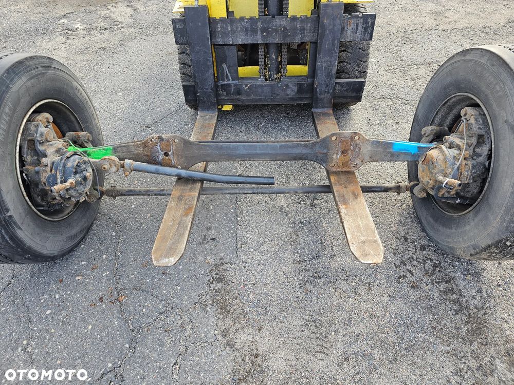 BELKA OŚ PRZEDNIA PIASTY PIASTA ZWROTNICE RENAULT MIDLUM DCI DXI FELGI 19,5'' - 1