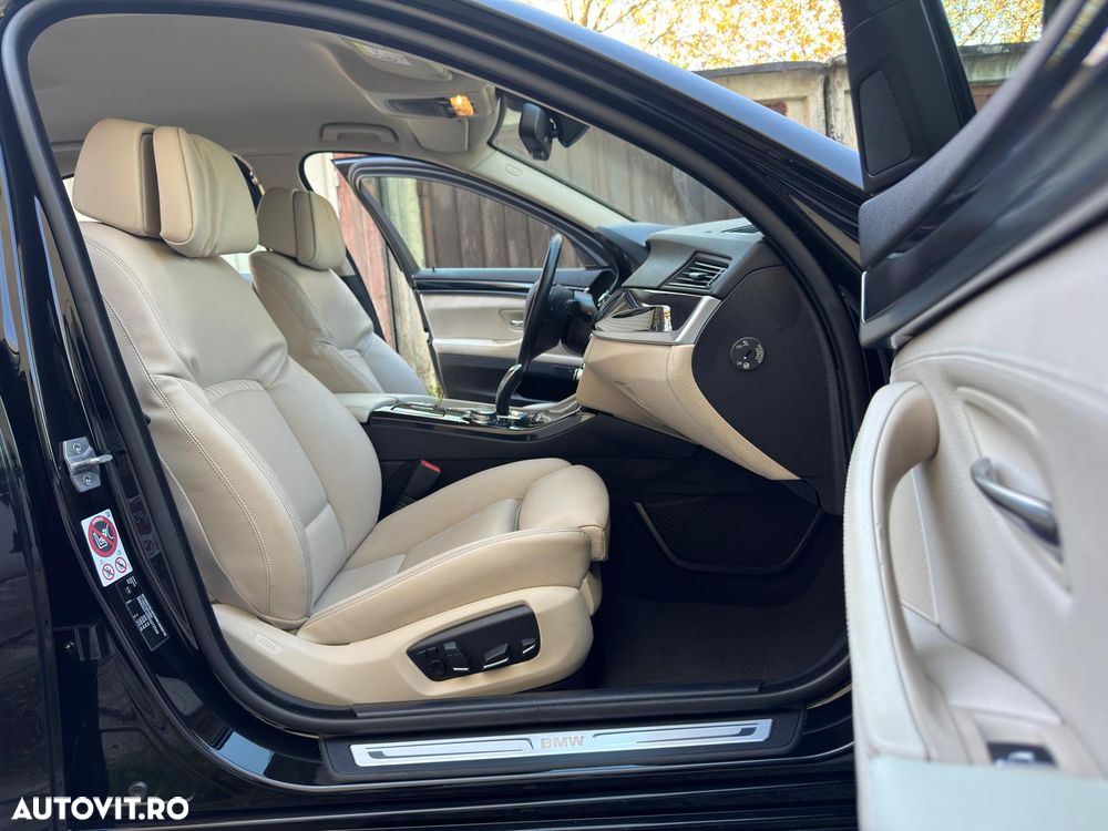 BMW Seria 5 520d Aut. Luxury Line - 36