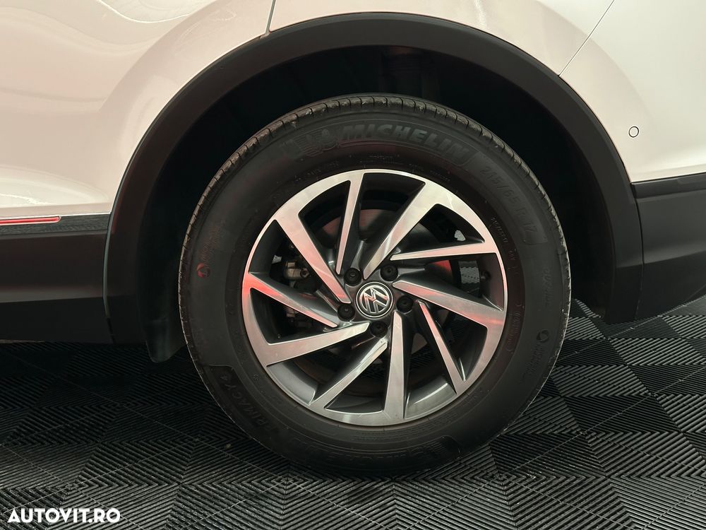 Volkswagen Tiguan 2.0 TDI SCR (BlueMotion Technology) Sound - 41