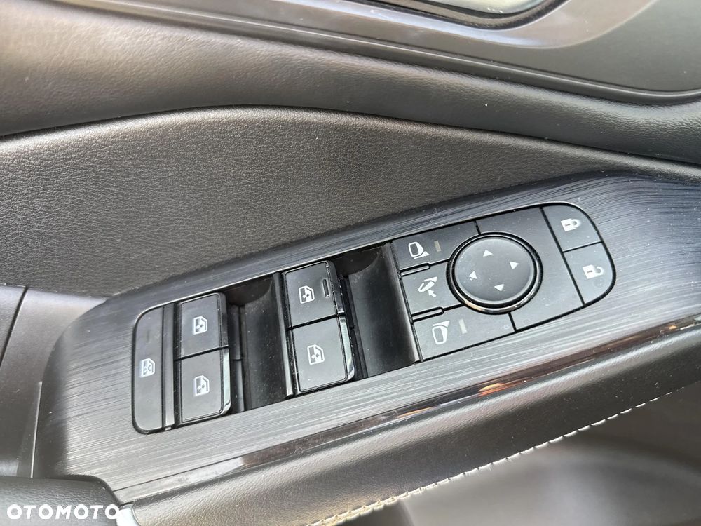 Nissan Qashqai 1.3 DIG-T N-Connecta DCT - 26