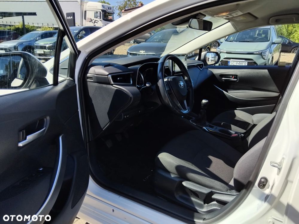 Toyota Corolla 1.5 Comfort - 19