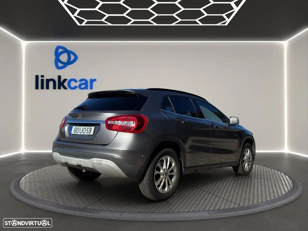 Mercedes-Benz GLA 180 CDi Urban - 8
