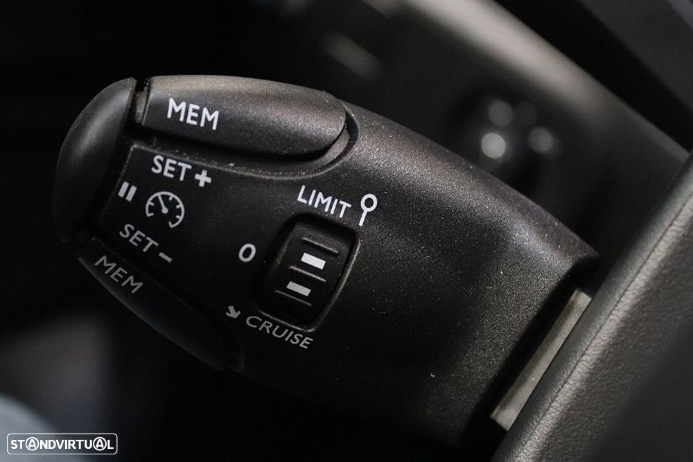 Citroën C3 1.2 PureTech Plus - 17