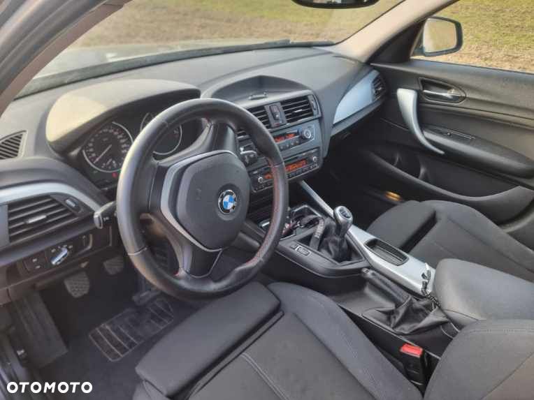 BMW Seria 1 118i - 7