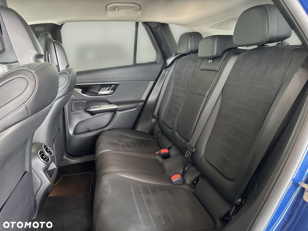 Mercedes-Benz GLC - 23