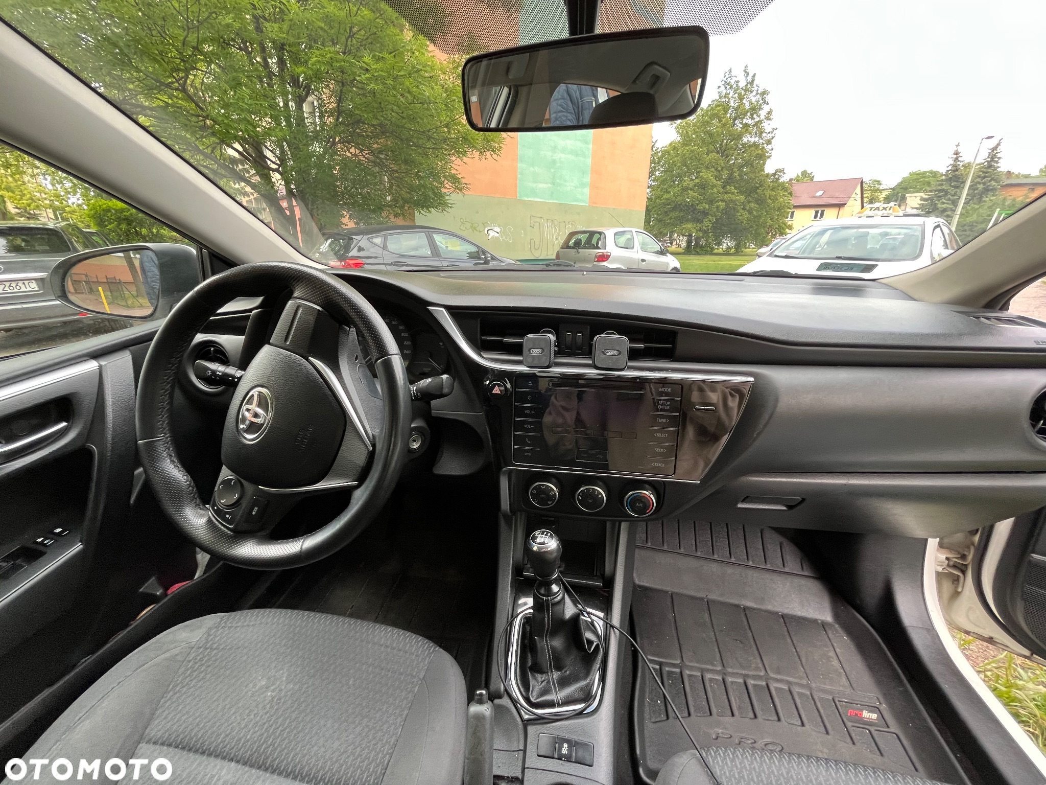 Toyota Corolla - 26