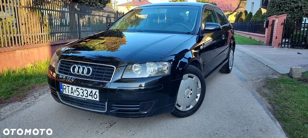 Audi A3 1.6 Ambiente - 1