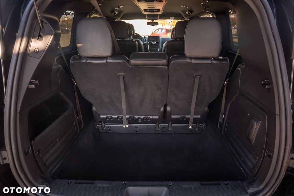 Lancia Voyager 2.8 Multijet 16v Platinum - 38