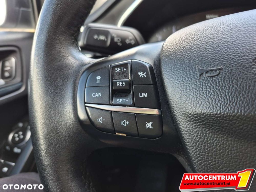 Ford Focus - 24