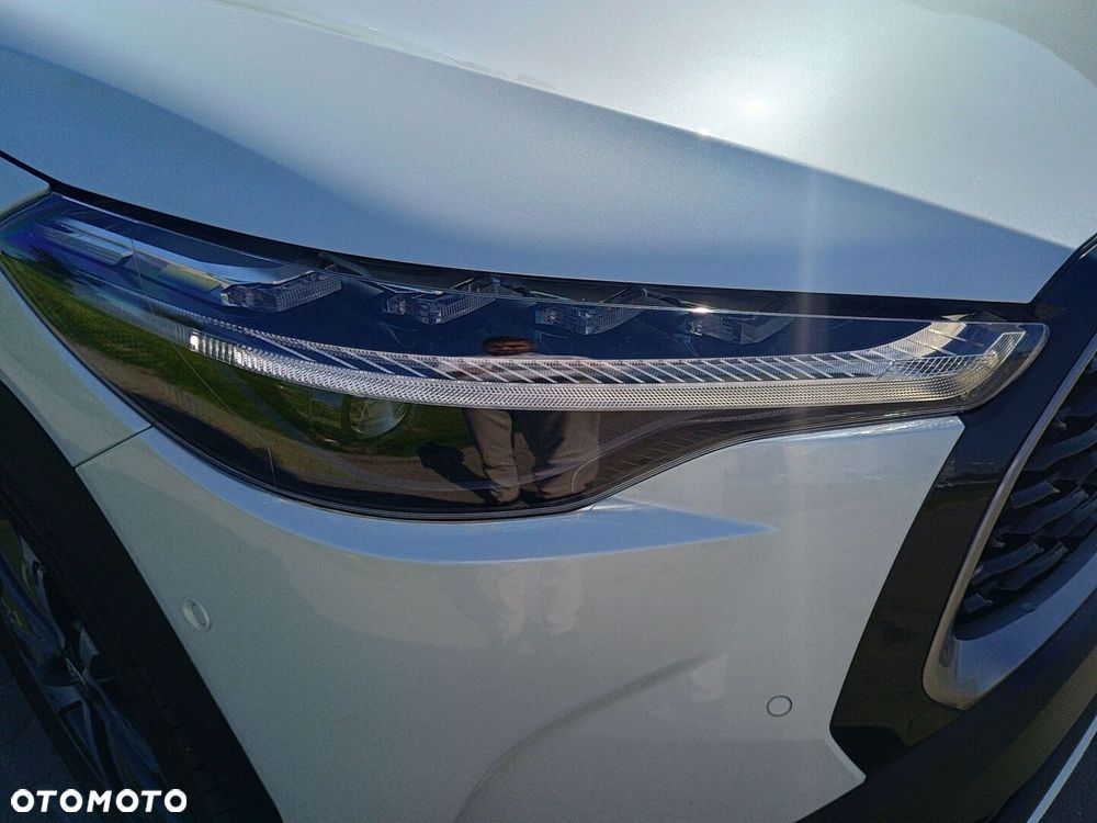 Toyota Corolla Cross 2.0 Hybrid Executive AWD - 9