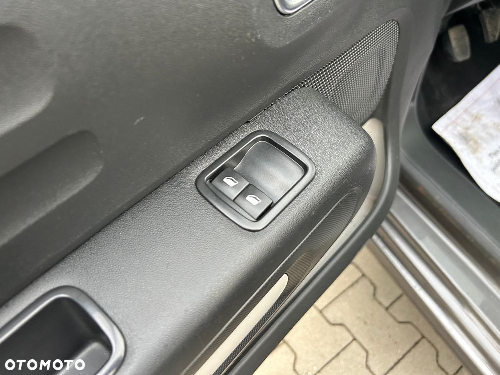 Citroën C3 1.6 BlueHDi Live S&S - 33