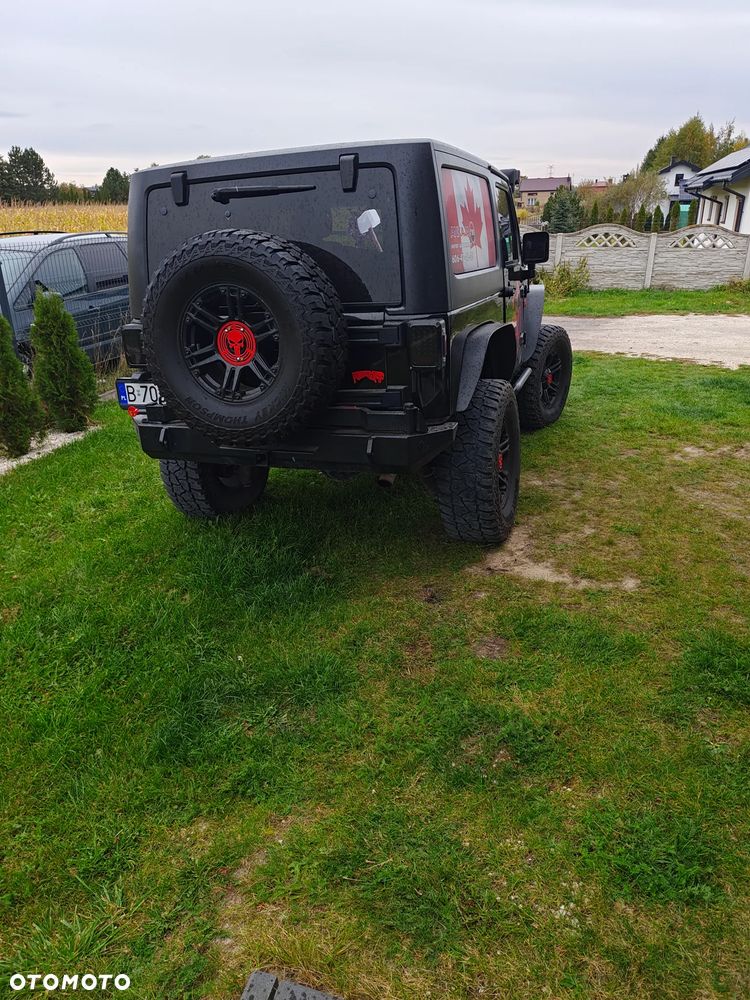 Jeep Wrangler 3.8 Sahara - 6