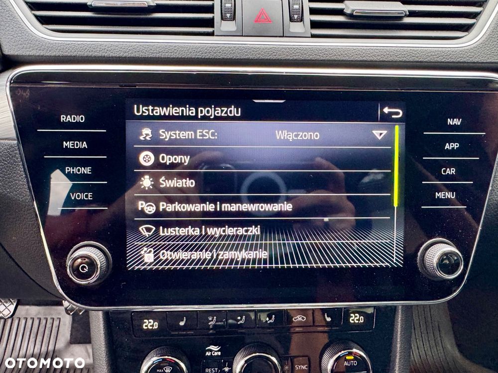 Skoda Superb 2.0 TDI SCR Style - 26