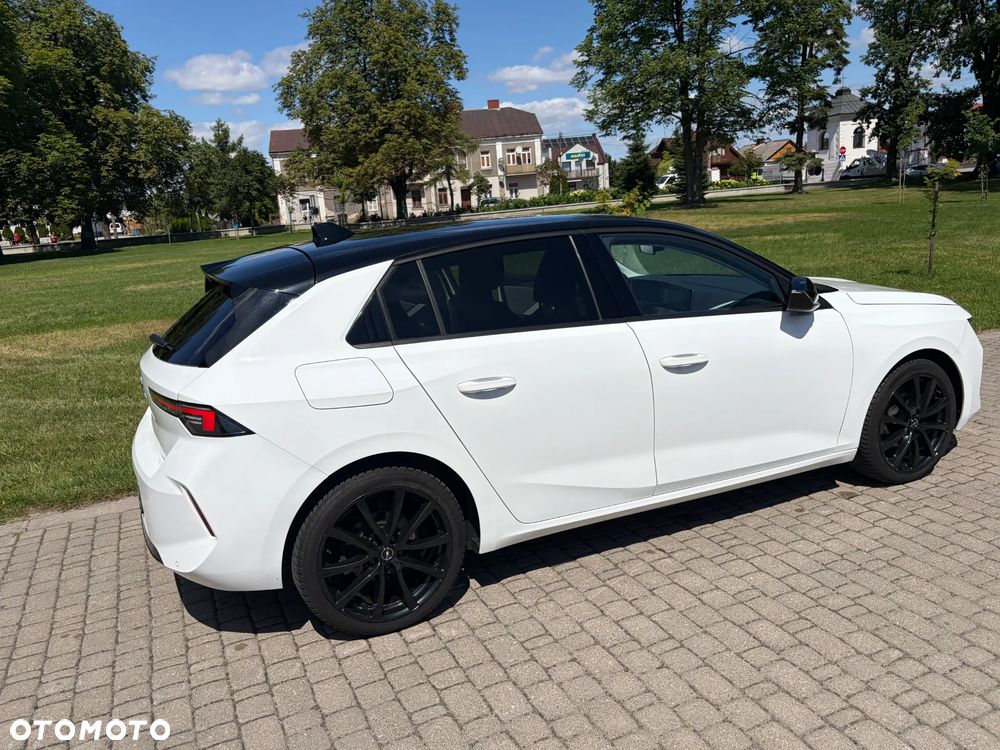 Opel Astra 1.2 Turbo Business Edition - 23