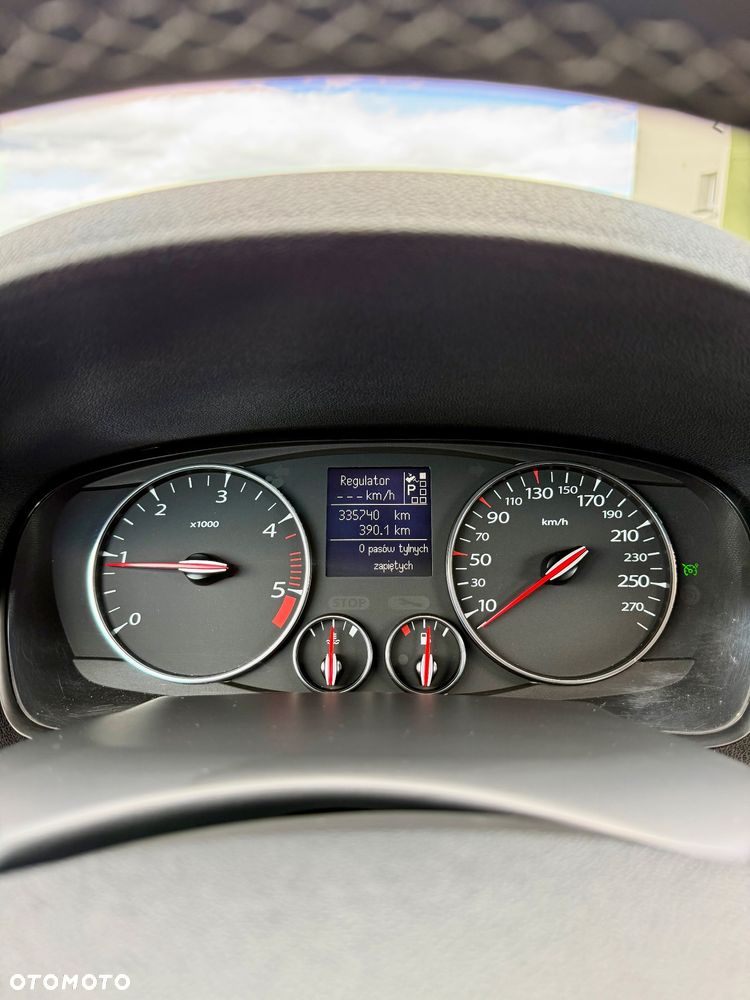 Renault Laguna dCi 175 FAP Initiale - 14