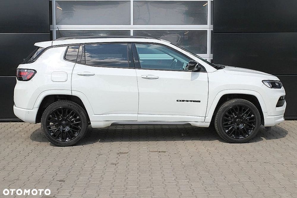 Jeep Compass - 14