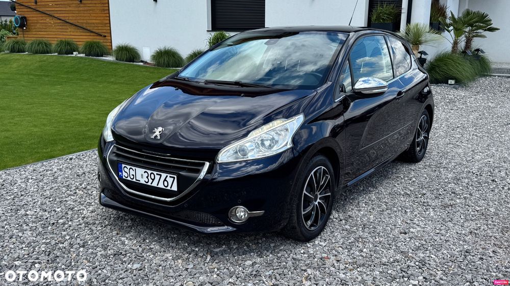 Peugeot 208 - 24