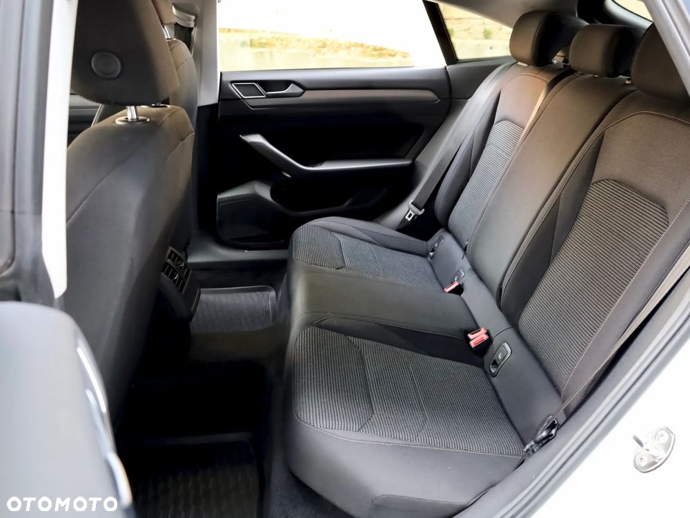 Volkswagen Arteon 1.5 TSI ACT Evo Essence DSG - 32