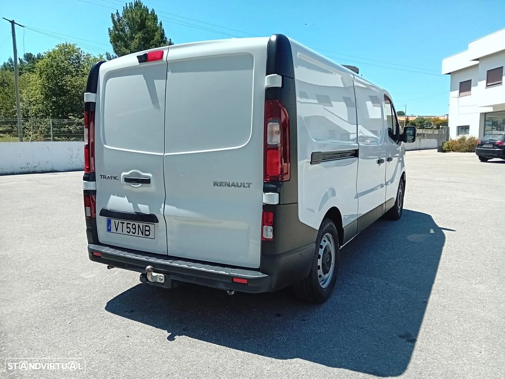 Renault Trafic III (F82) - 12