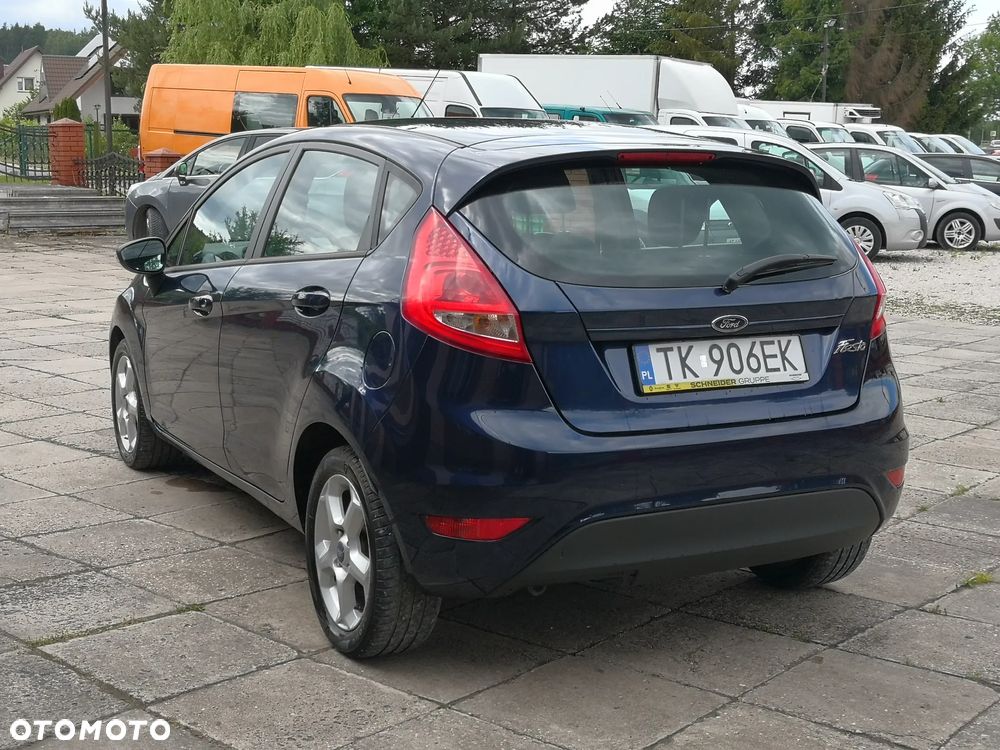 Ford Fiesta 1.25 Trend - 11