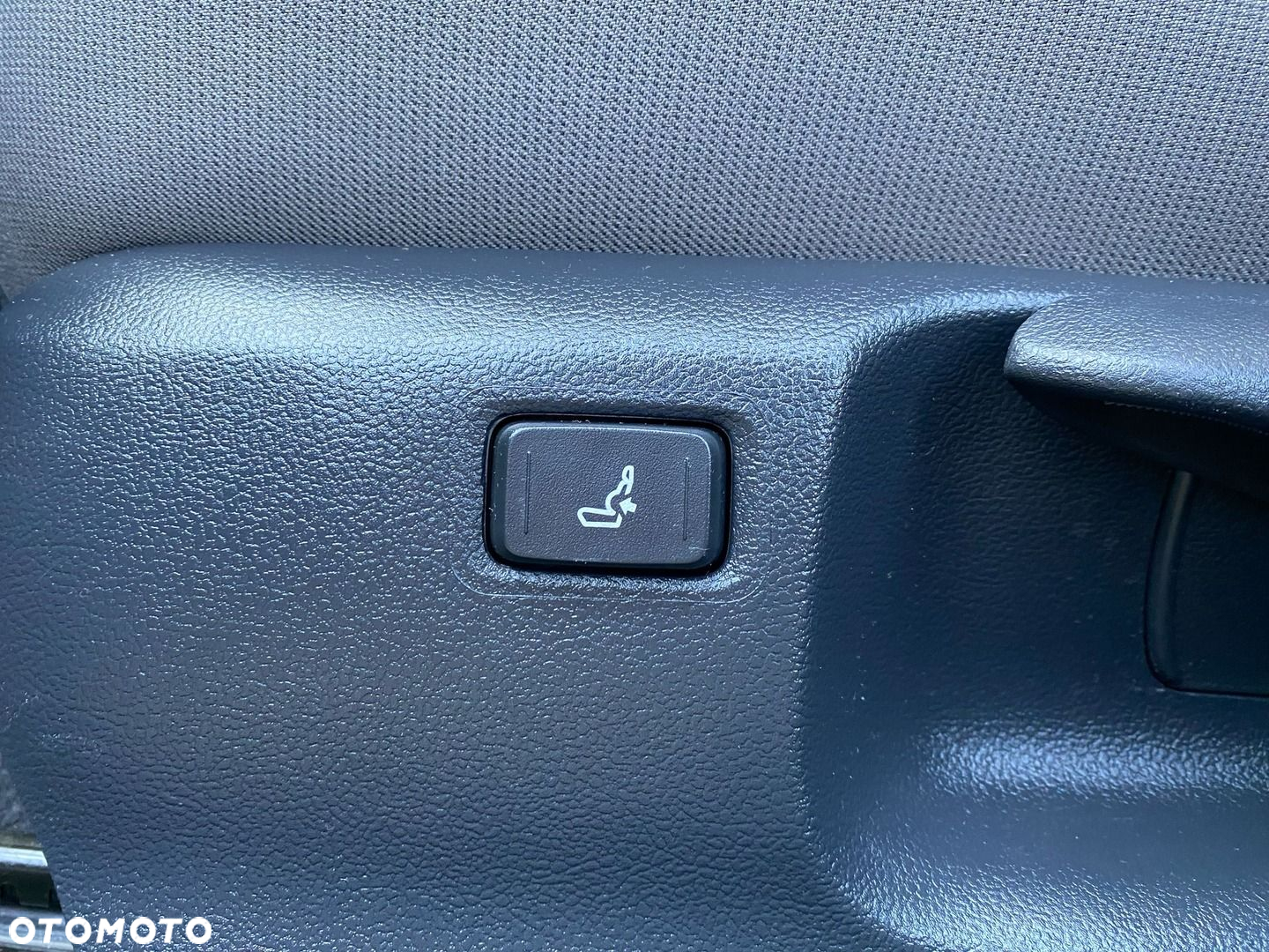 Toyota Corolla - 19