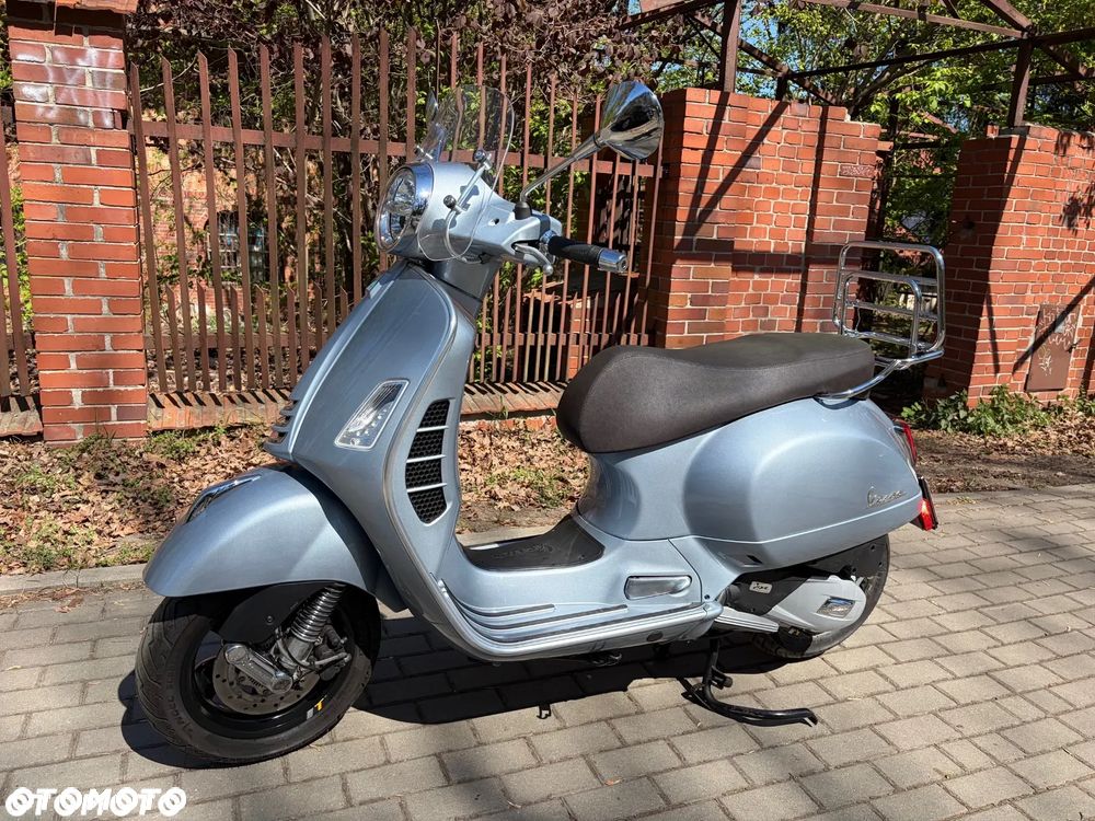 Vespa GTS - 10