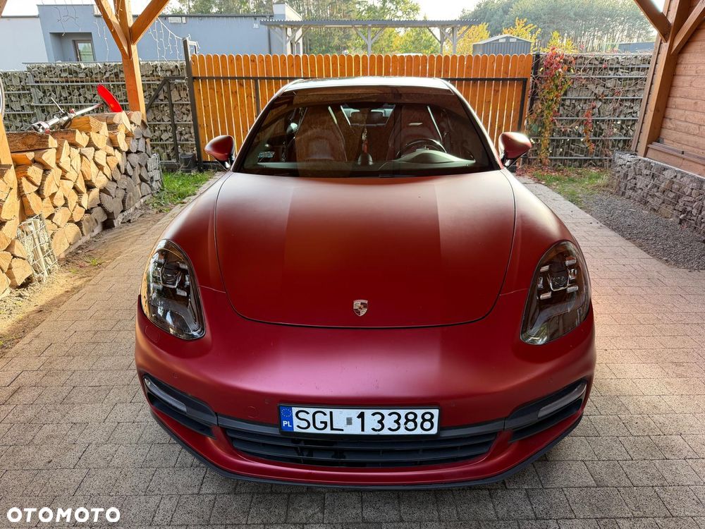 Porsche Panamera - 3