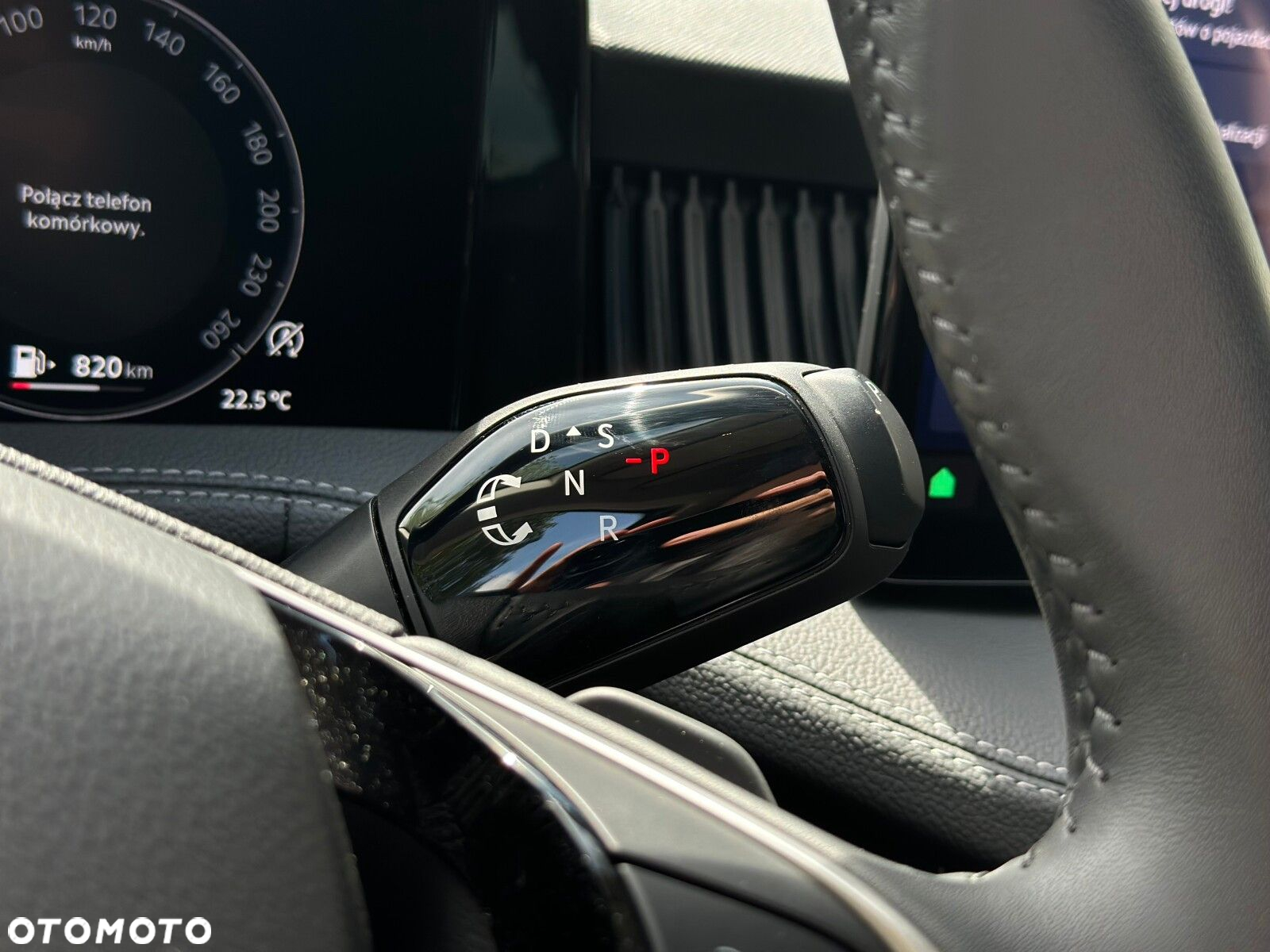 Skoda Superb 1.5 TSI L&K DSG - 23