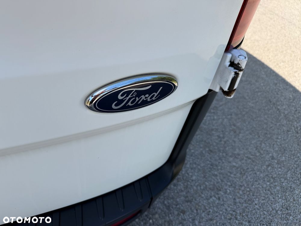 Ford TRANSIT CUSTOM - 27