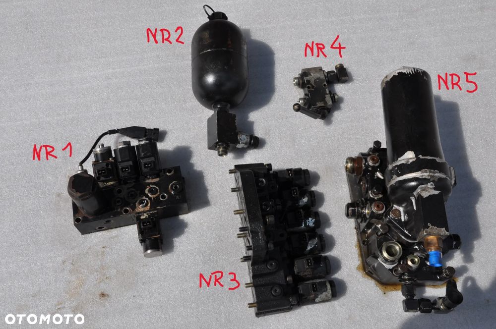 ZAWÓR BLOK HYDRAULICZNY CEWKA MASSEY FERGUSON 7480 6480 6485 - 1