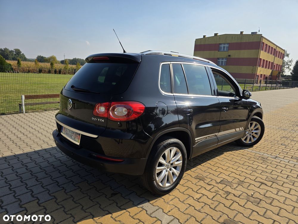 Volkswagen Tiguan - 5
