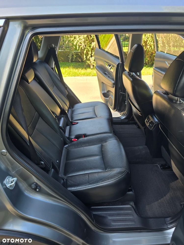 Nissan X-Trail 1.6 DCi Xtronic Tekna - 22