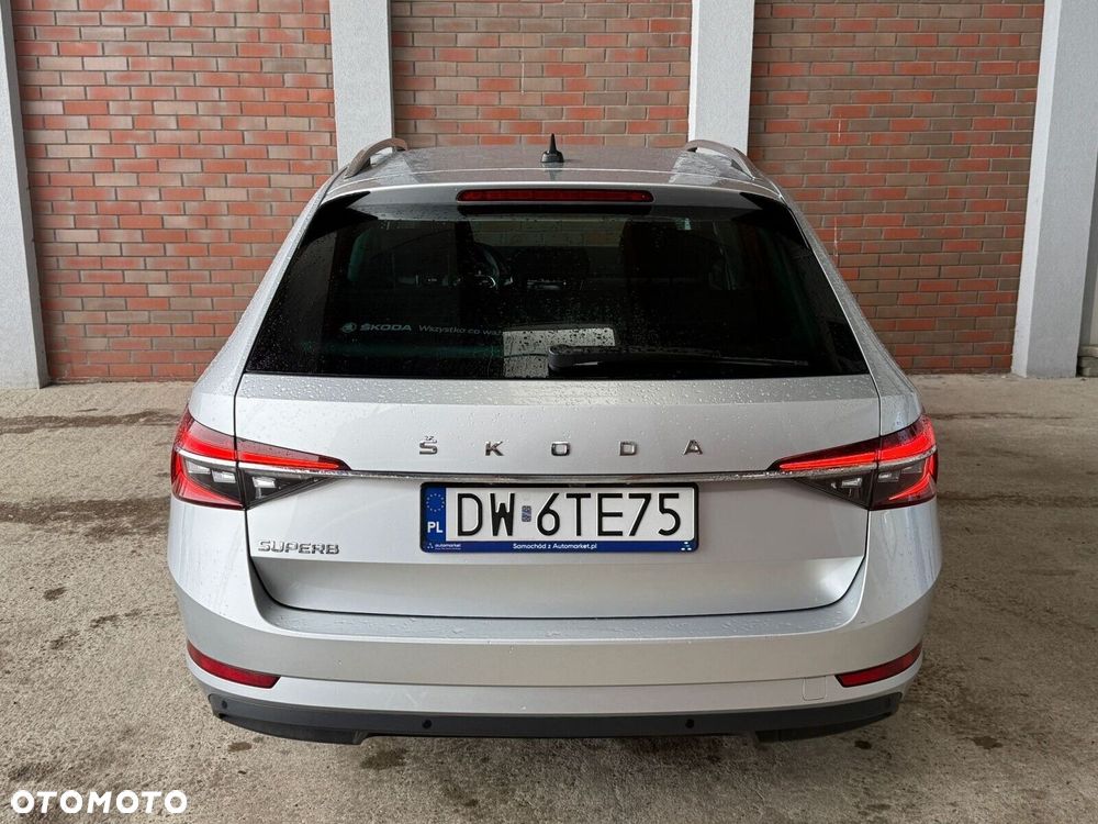 Skoda Superb 2.0 TDI SCR Style DSG - 5