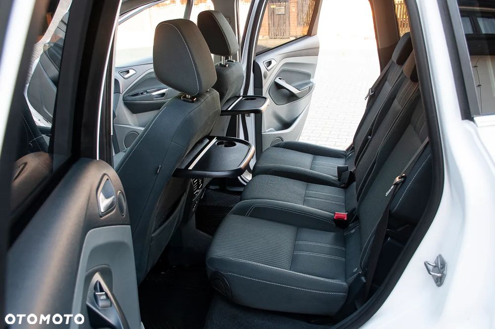 Ford C-MAX - 38