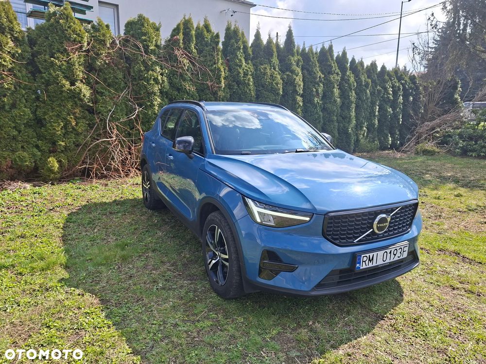 Volvo XC 40 B3 Plus Dark - 1