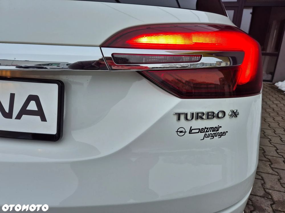 Opel Insignia 2.0 SIDI Turbo 4x4 Innovation - 12