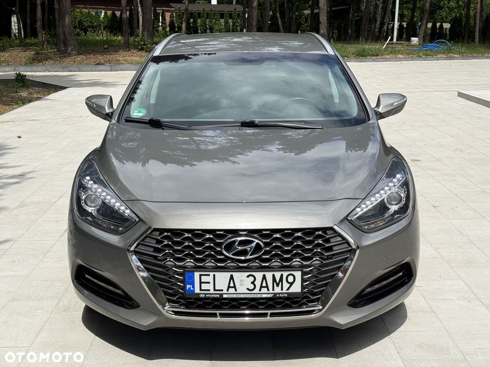 Hyundai i40 Kombi blue 1.6 CRDi DCT Space - 4