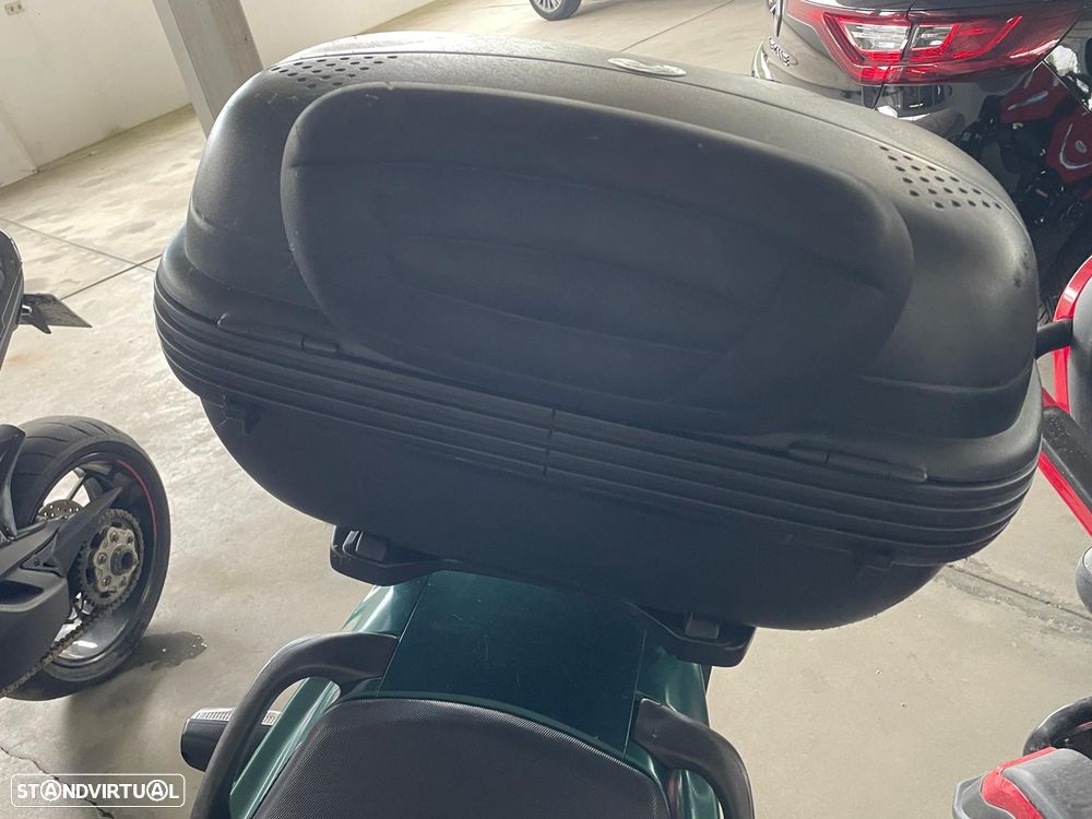 Yamaha XJ Diversion 900S - 5