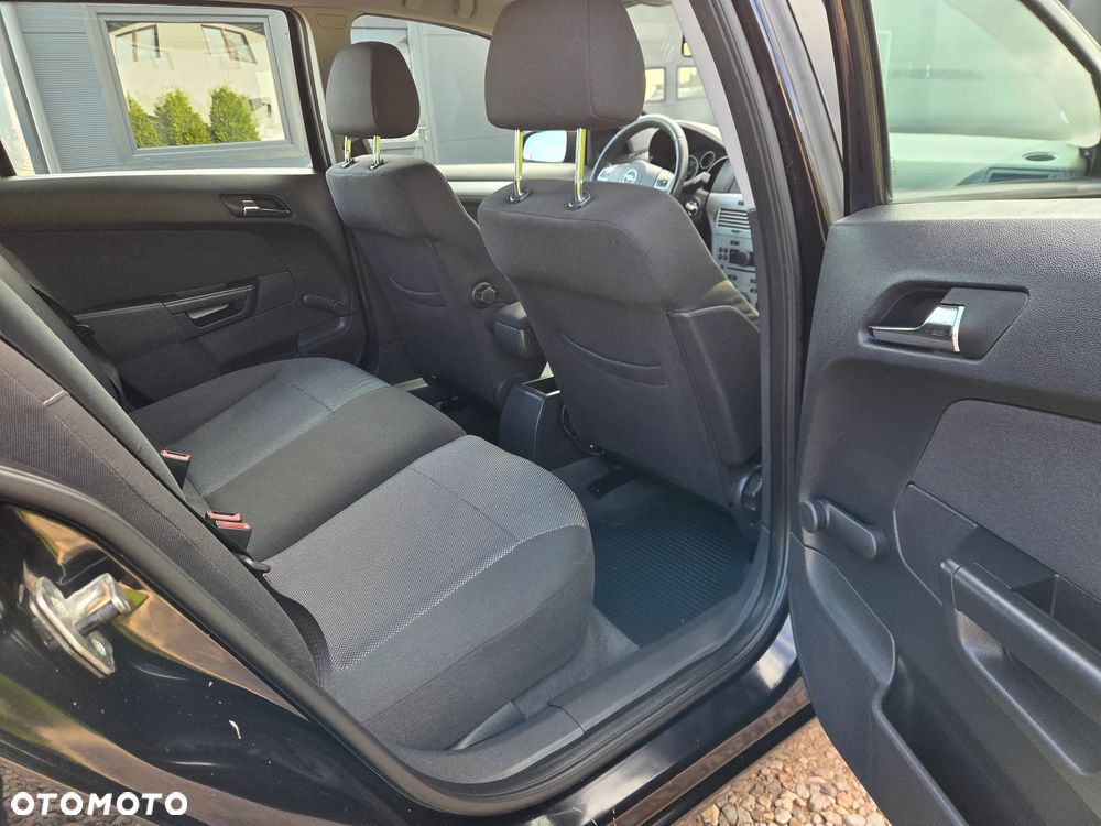 Opel Astra 2009