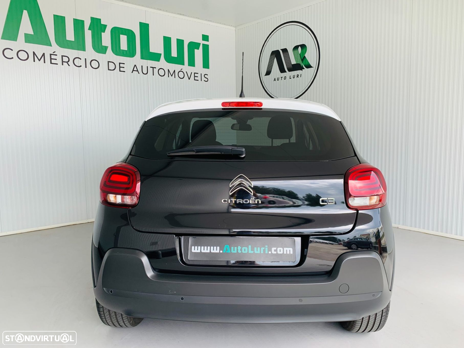 Citroën C3 1.2 PureTech Shine - 3