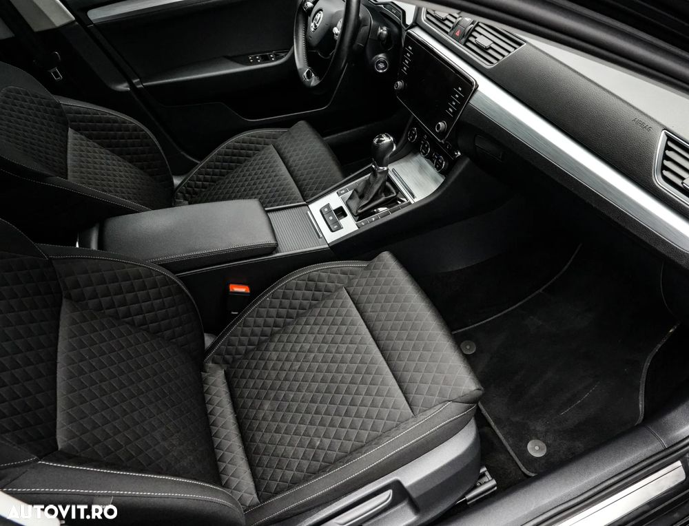 Skoda Superb Combi 1.6 TDI DSG Style - 12