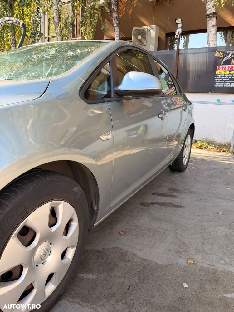Opel Astra - 6