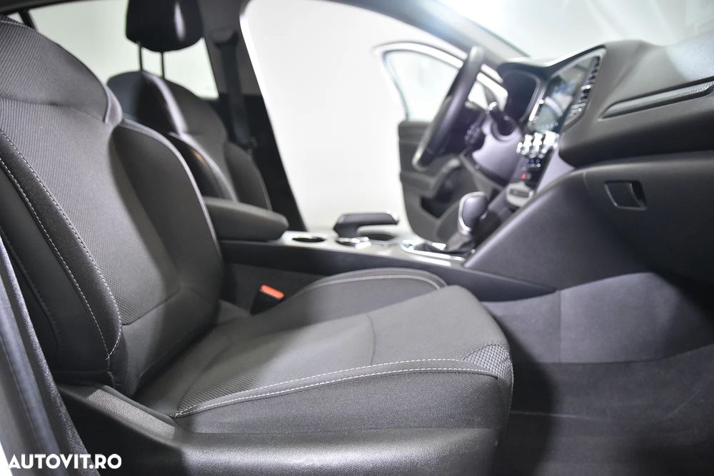 Renault Megane - 12